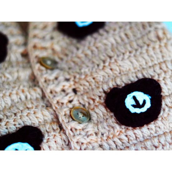 Gilet en crochet marron pour bébé